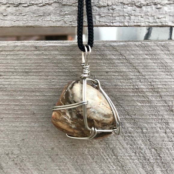 Petrified Wood Pendant - Picture 2 of 2